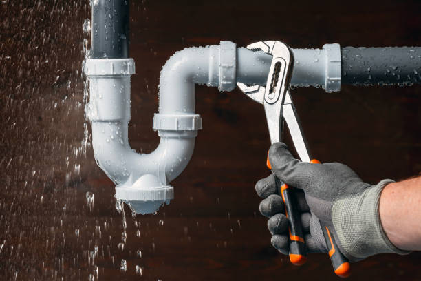 Professional Emergency Plumber technician working in Junction City, OH